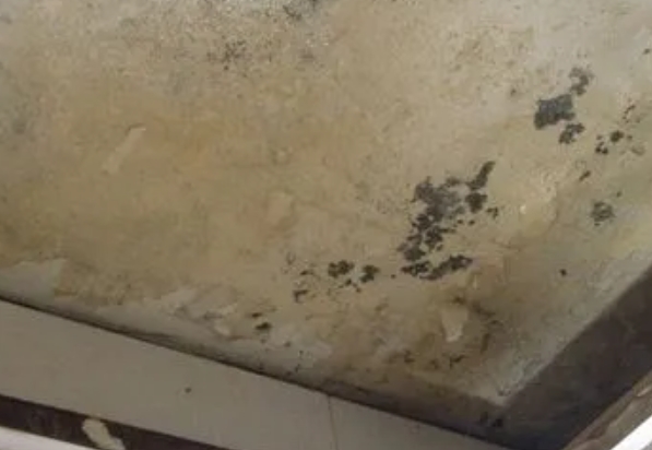 徽州阳台漏水维修公司分享下徽州卫生间渗水维修需要注意哪些问题。